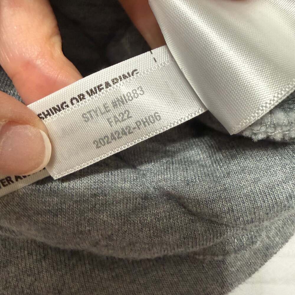 Madewell Quilted Crewneck Sweatshirt in Heather Gray - Picture 6 of 9